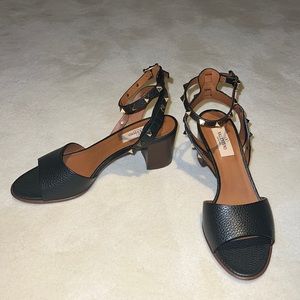 Valentino Garavani Stuf Sandals